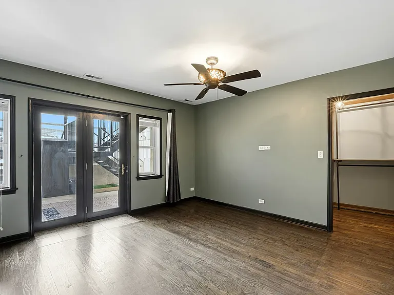 619 N Racine Ave #1 — Photo 15