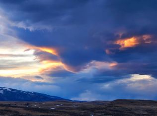 60 Grandview Dr, Sheridan, WY 82801