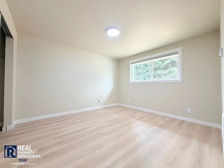 GM Legacy Properties LLC - Duplex (GOLD) — Photo 17