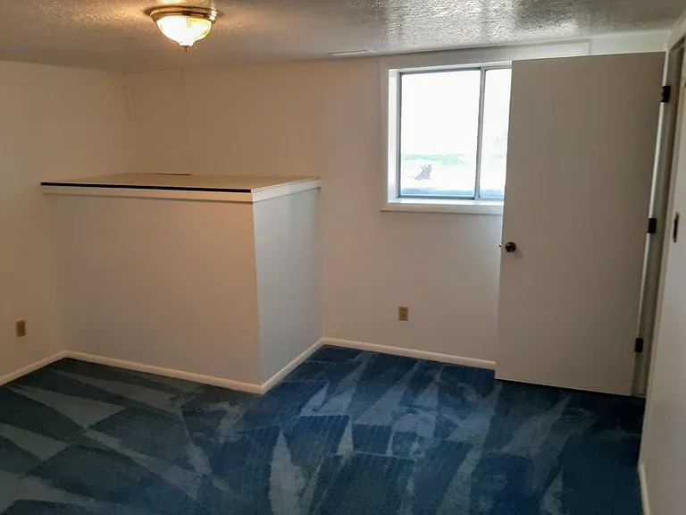 10295 S Highway 165 — Photo 13