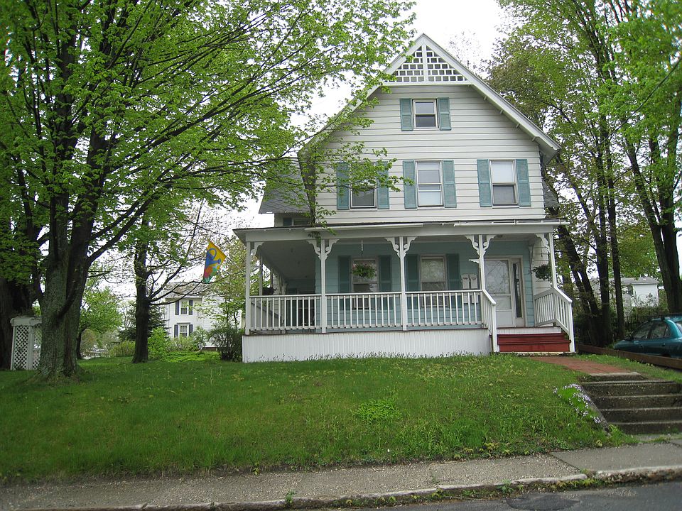 2nd image of 680 Main St APT 5