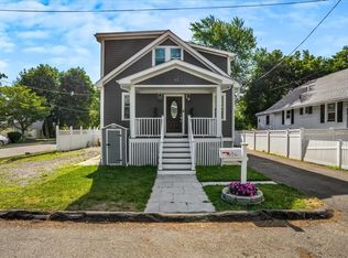 12 Dustin St, Saugus, MA 01906