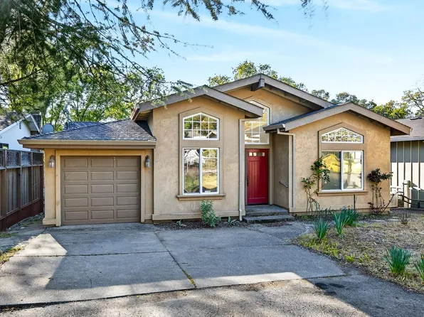 105 Hooker Avenue, Sonoma, CA 95476