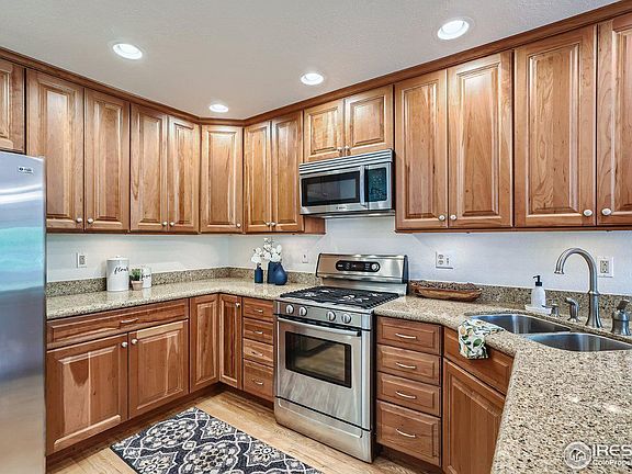 5th image of 8162 Dry Creek Cir