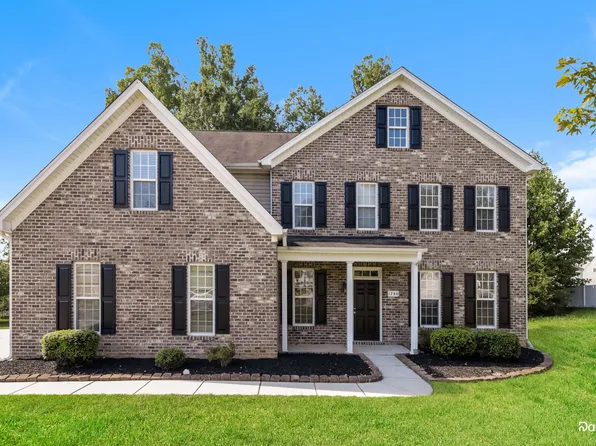 1730 Timber Cove Ct, Winston Salem, NC 27127