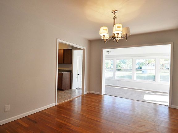 4th image of 1194 Mesa Dr