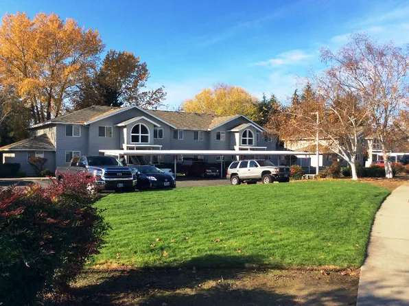 1654 Kellenbeck Ave APT D, Grants Pass, OR 97527