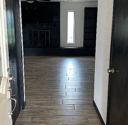 2nd image of 618 Deer Run