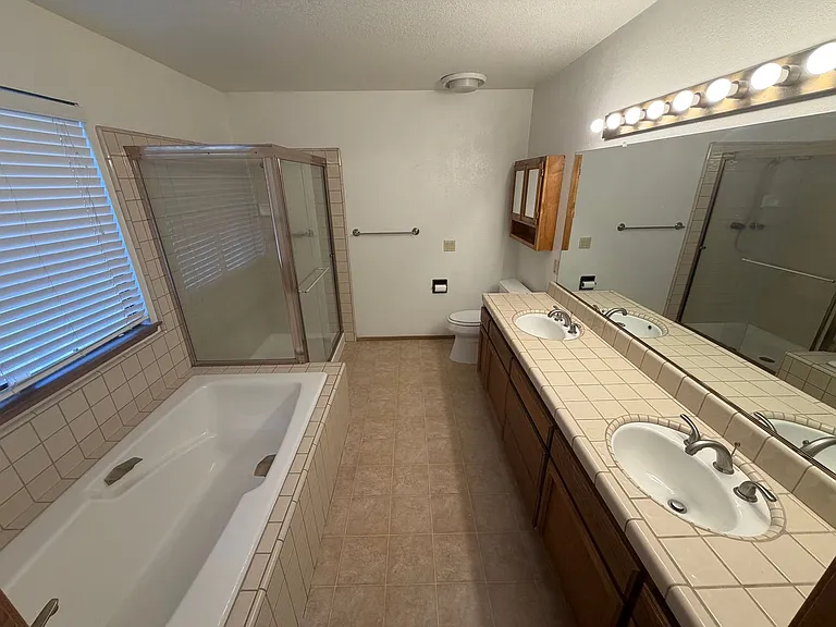 11674 Prospect Hill Dr — Photo 20