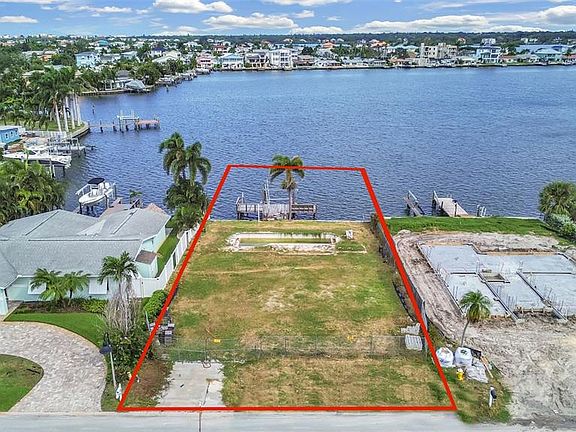 3rd image of 316 173RD AVENUE E LOT 37