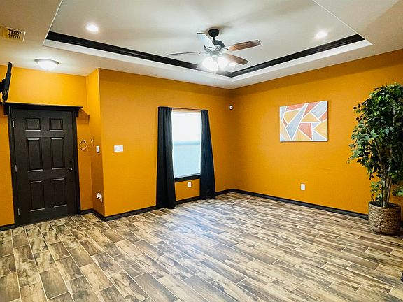 3rd image of 2316 Los Pinos Dr