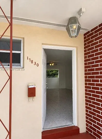 Scott Lake Manor Sec 5 — Photo 2