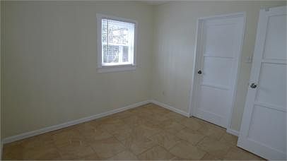 5th image of 3727 Logan Ave