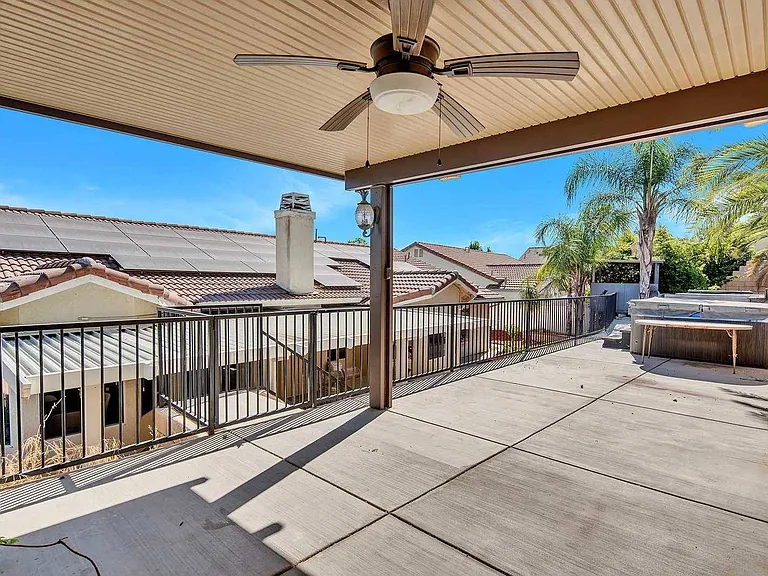 688 Black Oak Cir — Photo 34