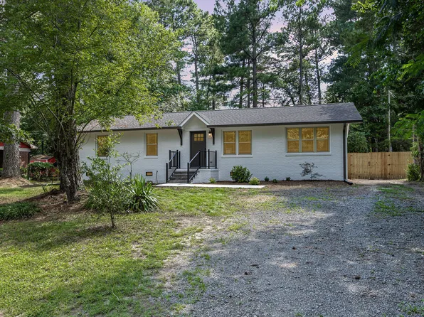 605 26th St, Butner, NC 27509