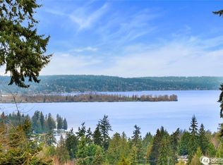 9416 NE 25th St, Bellevue, WA 98004