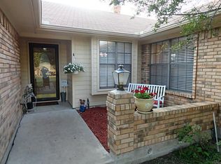 1119 Lois Ln, Kaufman, TX 75142