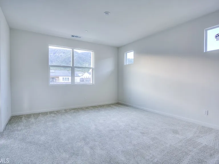 15812 Caterpillar Dr — Photo 29