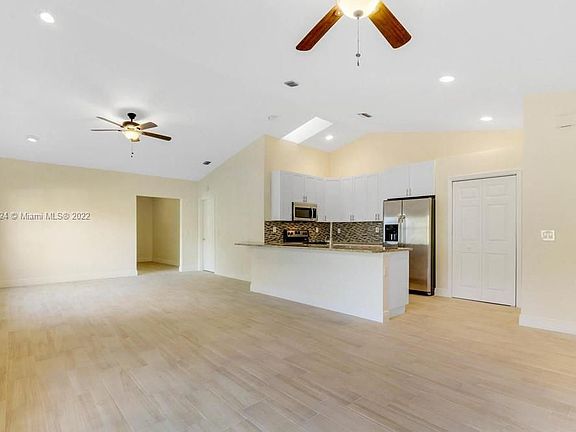 5th image of 6077 Francis St #6077