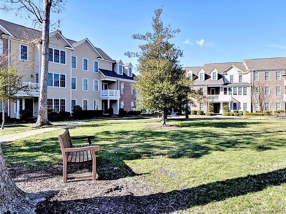 3rd image of 4471 Lydias Dr