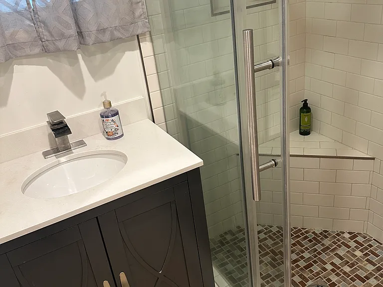 1491 Glenville Dr — Photo 4