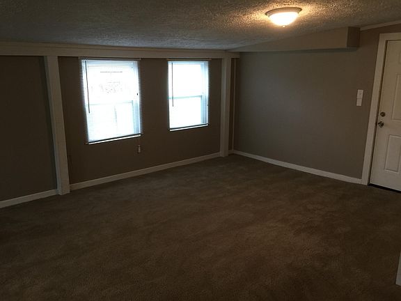 4th image of 9764 Sacramento St