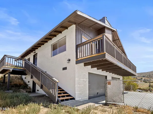 42821 Apollo Pl, Lake Hughes, CA 93532