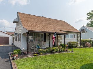 1007 Delray St, Philadelphia, PA 19116
