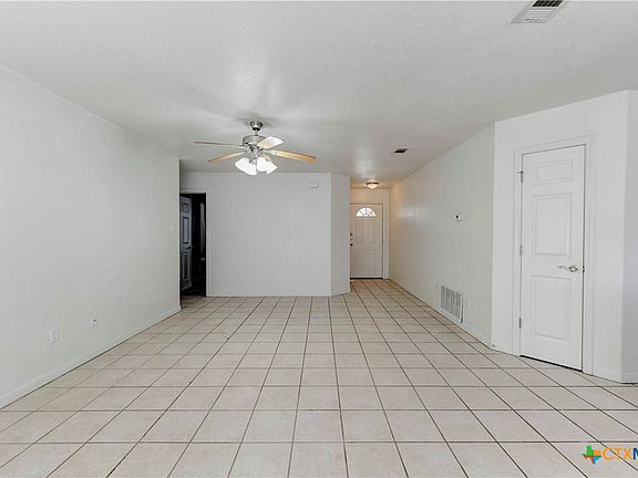 3rd image of 1422 Shoshoni Trl
