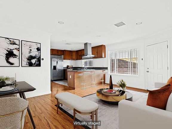3rd image of 317 N Commonwealth Ave #1
