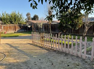 14555 W D St, Kerman, CA 93630