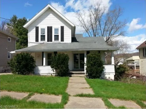 4671 W Center St, Mineral City, OH 44656