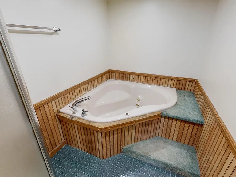 545 Pacific Ave SW — Photo 12