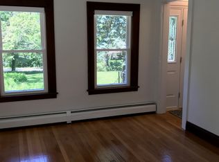 633 Burncoat St, Worcester, MA 01606