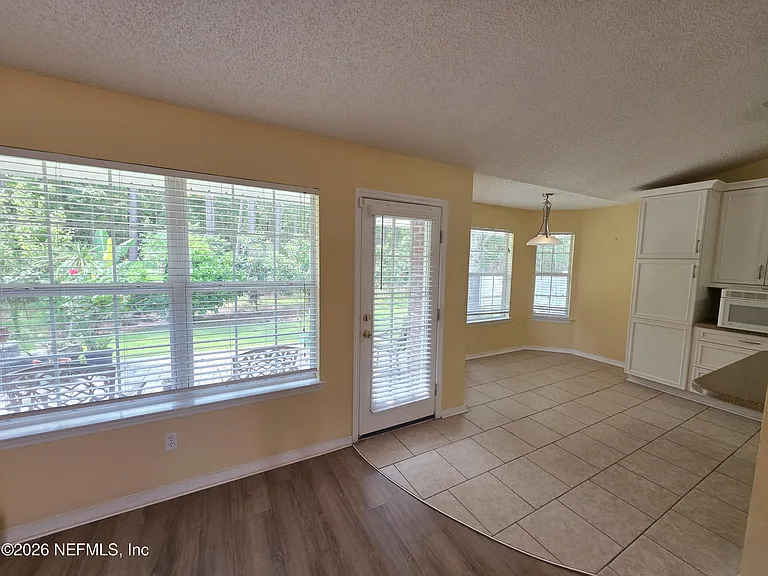 1589 Guardian Ct — Photo 11