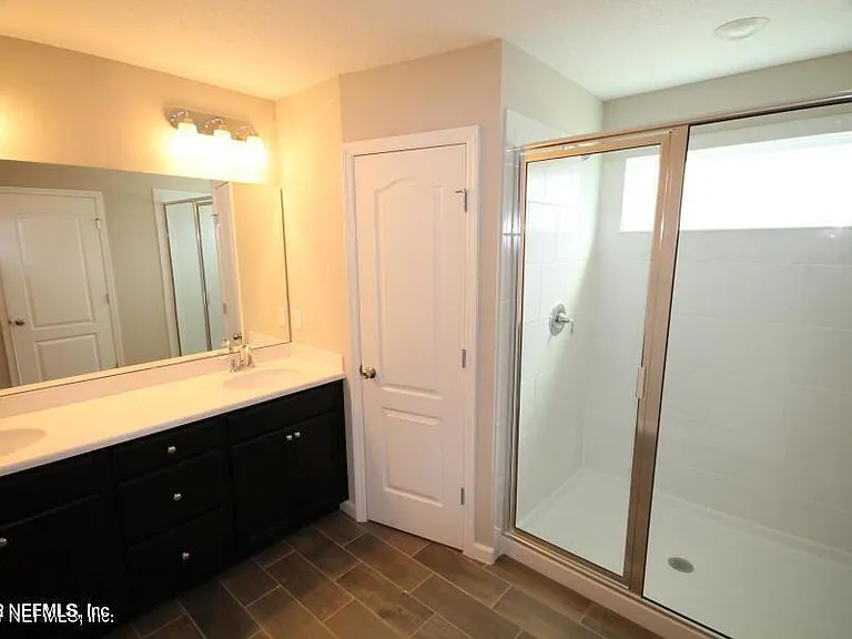 2642 Caroline Hills Dr — Photo 17