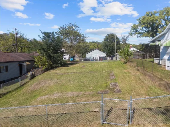 0 Pine St, Clarksville, PA 15322