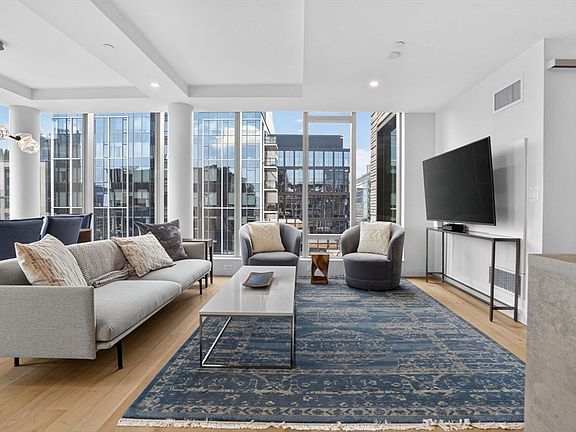 5th image of 135 Seaport Blvd Unit 2007