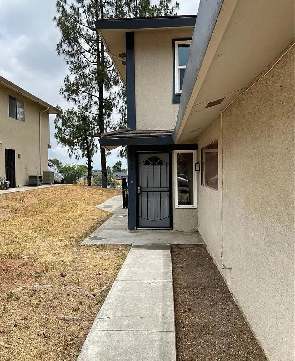 2 bed, 882 sqft, $1,780 — Photo 3