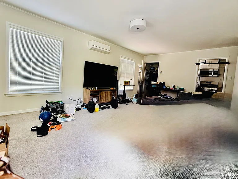 1502 Jasmine St #1502 — Photo 3