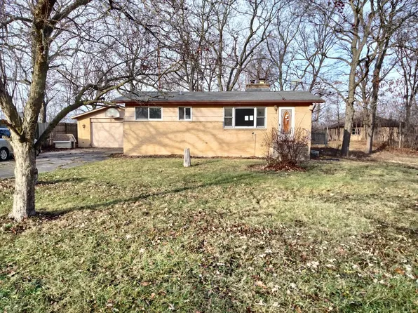 11568 W Oak Dr, Zion, IL 60099