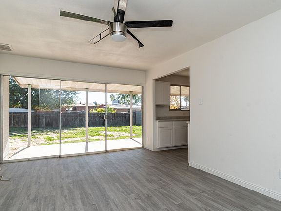 7943 W Pinchot4