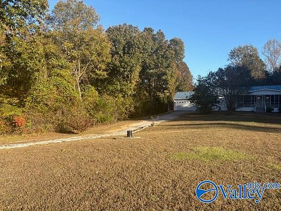 3rd image of 1726 County Road 585