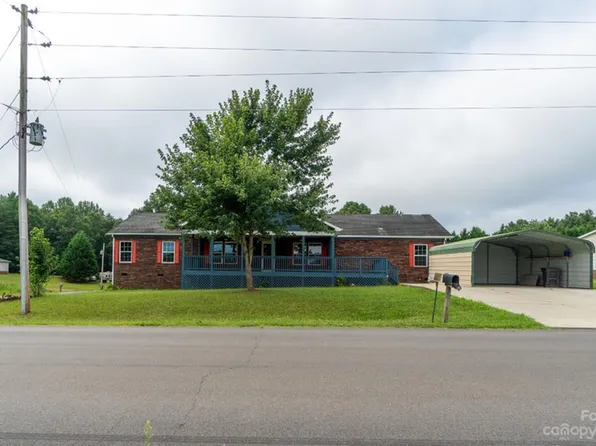 182 Zircon Dr #95, Statesville, NC 28625