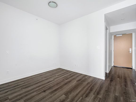 5th image of 4688 Kingsway #2906