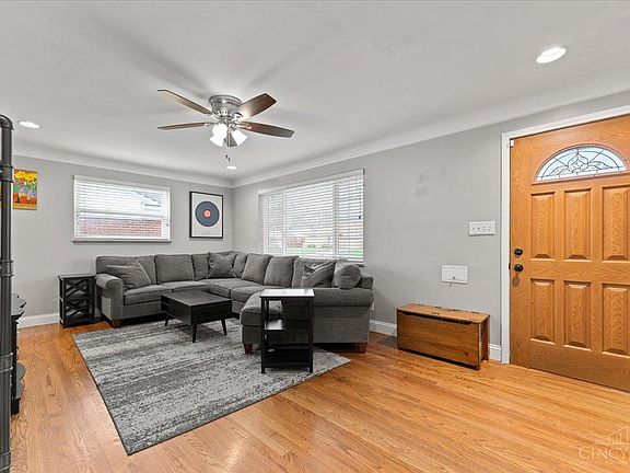 5th image of 5592 Sprucewood Dr