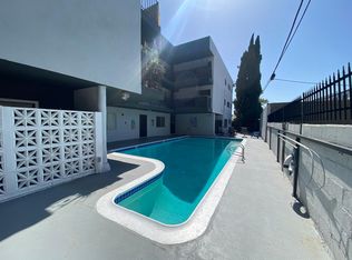 5361 Russell Ave APT 204, Los Angeles, CA 90027