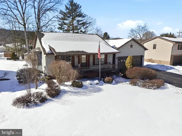 606 Cambria Dr, Clearfield, PA 16830