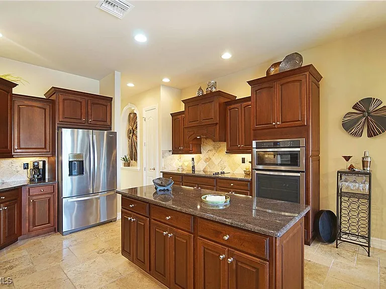 5415 SW 17th Ave — Photo 21