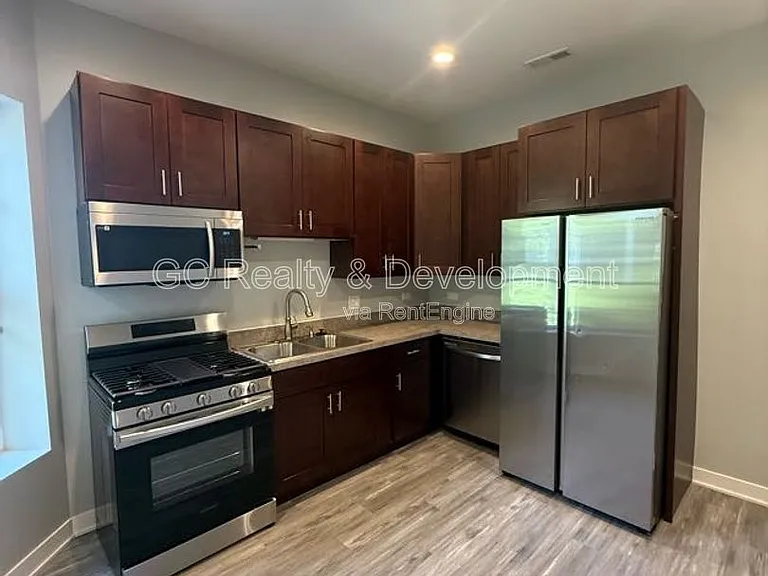 4753 S Saint Lawrence Ave #3 — Photo 4